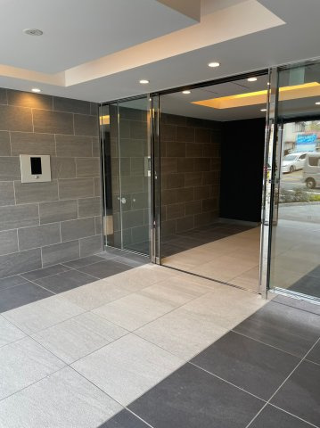 グランカーサ江戸川橋のエントランス