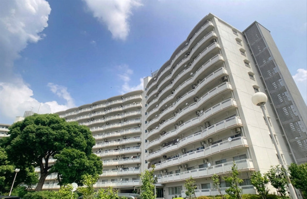 「子育て＆買い物至便な3LDK」高知市鴨部1丁目鏡川コーポ　中古マンション