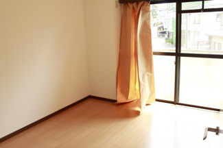 【洋室】 | ソレイユ久保 | 別のお部屋の写真です