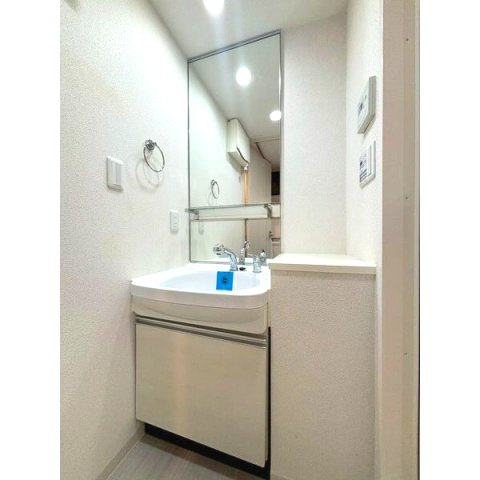 名古屋市中区栄５丁目の賃貸マンションの洗面所