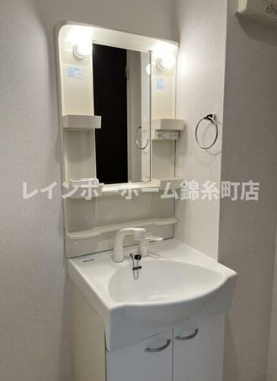 HAUS小松川の独立洗面台