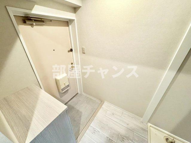 レスパス千種の玄関