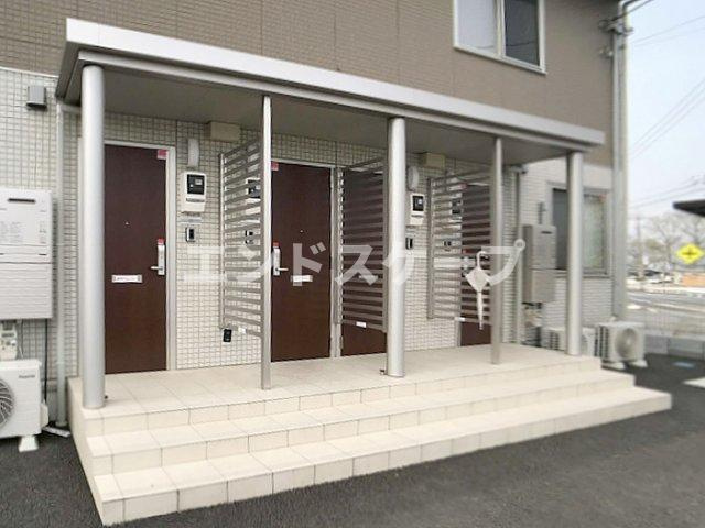 ミッドパレス市場町　Ⅱのエントランス|高崎、前橋、伊勢崎エリアのお部屋探しはエンドスケープまで！お客様の理想お聞かせ下さい♪
