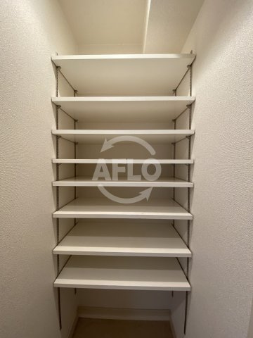 プレサンス天満橋アンジェ　滝川小学校区の収納|プレサンス天満橋アンジェ　シューズボックス