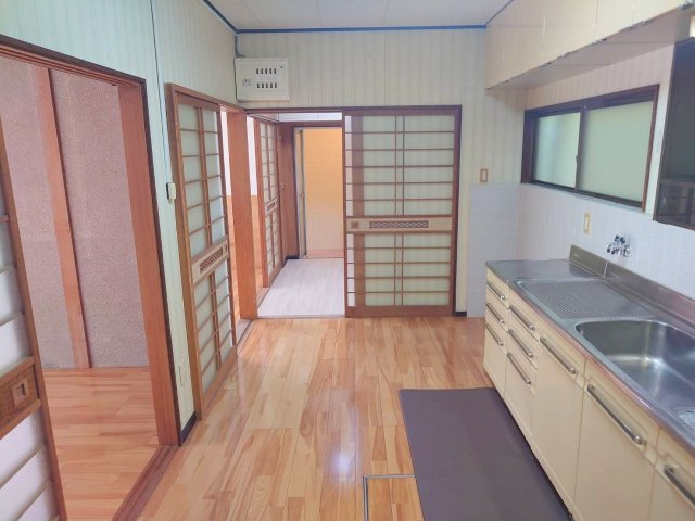 呉市広白岳６丁目の一戸建ての内装