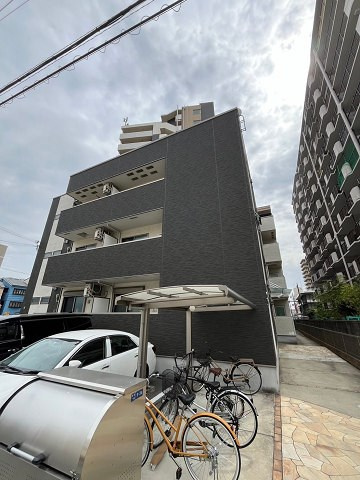 フジパレス野里の外観