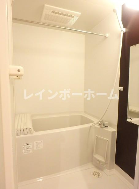 エグゼシャトー伍番館の浴室