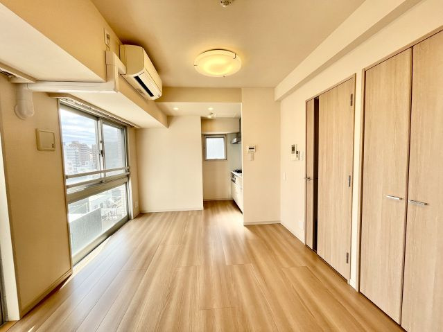 スカイコート上野稲荷町の居間・リビング