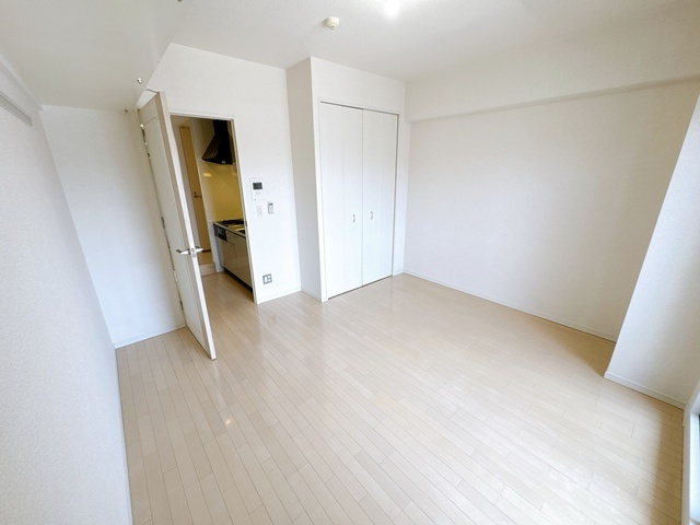 【寝室】 | ドライバウム江坂