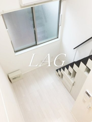 【居間・リビング】 | ハーモニーテラス前野町 | 洋室のお部屋です。