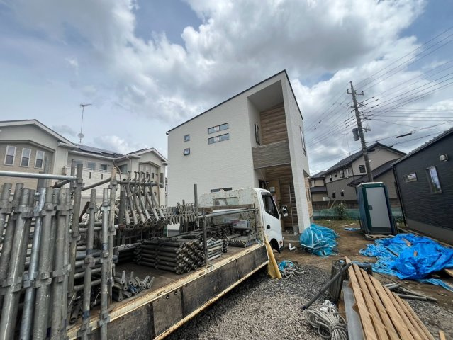 古河市雷電町　第２期　全2邸の外観|商業施設、銀行、クリニックが近くに揃っており、周辺環境も充実しております（＾＾）
2026年7月撮影