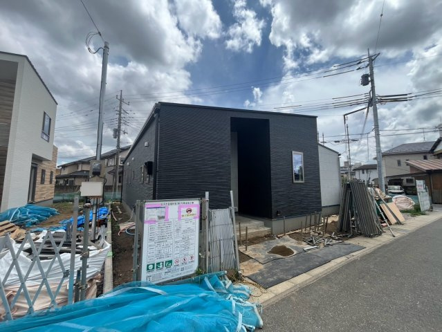 古河市雷電町　第２期　全2邸の前面道路含む現地写真|〇前面道路〇
西側約6m
閑静な住宅街です。
2026年7月撮影