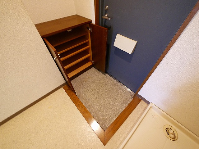 杉ヶ町北ビルの玄関|シンプルで使いやすい玄関です
