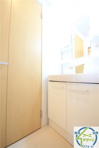 ソーシャルコートの洗面所