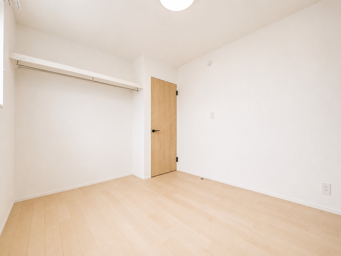 【駅近】下都賀郡壬生町大字安塚中古戸建【アイ工務店設計】の洋室