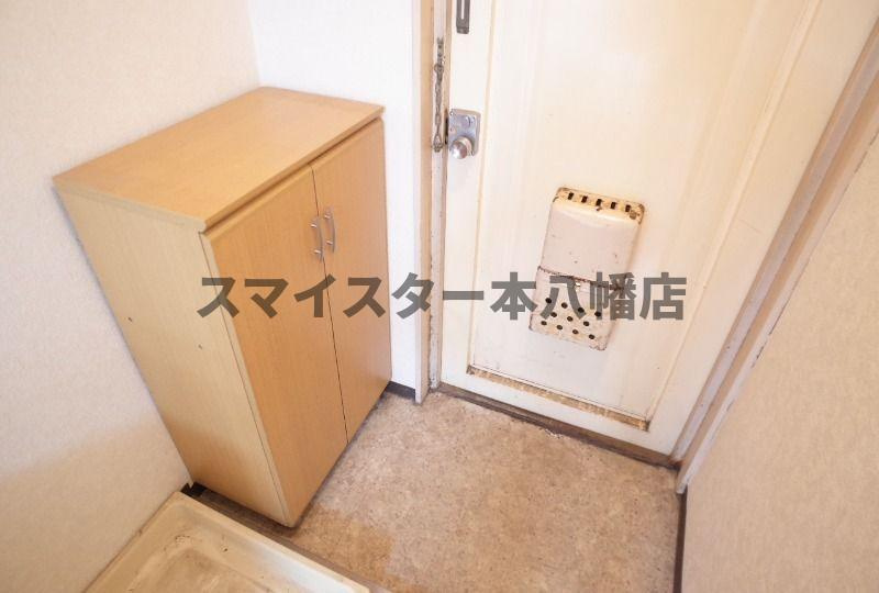 加賀ハイツの玄関
