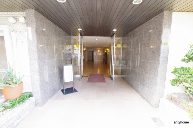 新大阪第一ダイヤモンドマンション　仲介手数料無料のエントランス