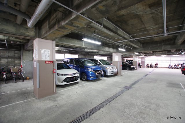 新大阪第一ダイヤモンドマンション　仲介手数料無料の駐車場
