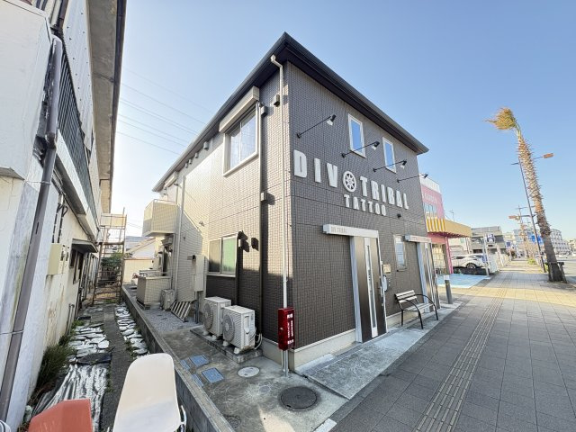 M.横田のエントランス