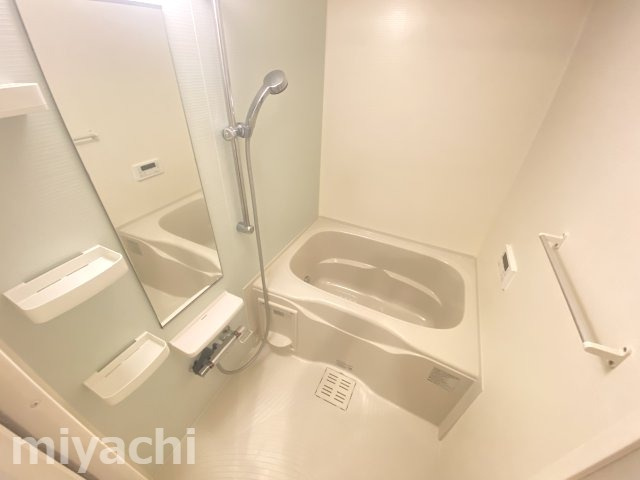 グランクリュ佐古　EASTの浴室