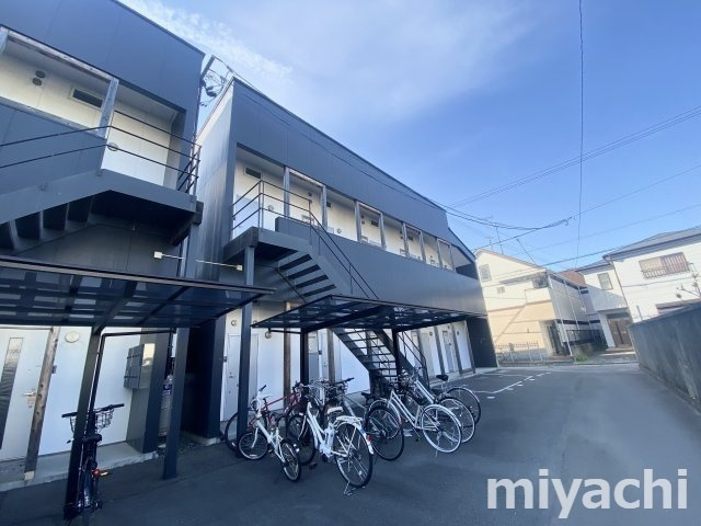 ピーススクエア住吉Aの外観