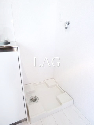 【設備】 | ＩＬ　ＲＯＳＳＯ町屋 | 室内洗濯機置き場です。