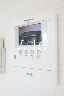 【セキュリティ】 | ＩＬ　ＲＯＳＳＯ町屋 | モニター付きインターホンになります。