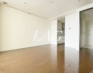 【居間・リビング】 | ステーションプラザタワー | 洋室のお部屋です。