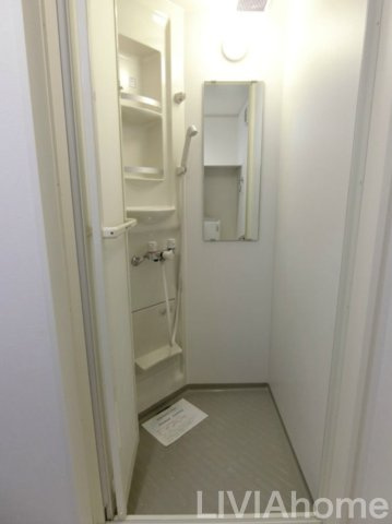 横浜市西区伊勢町１丁目のアパートのシャワールーム|同シリーズの参考写真です。実際の設備・内装は現況を優先とさせていただきます。