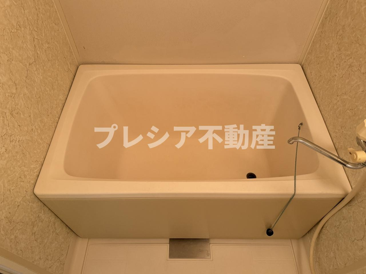 甲子園第2松並ハイツの浴室