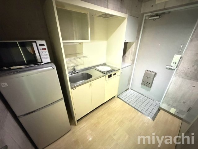 徳島市蔵本町３丁目の賃貸マンションの玄関