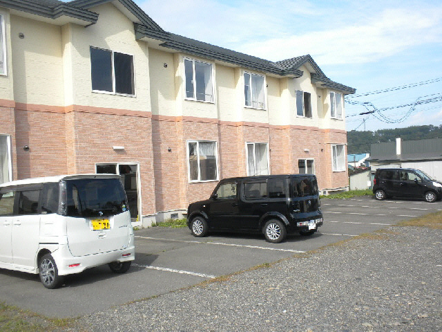 ハピネスタウンの駐車場