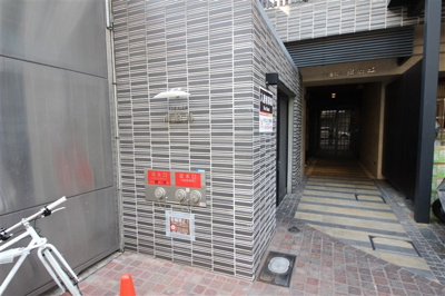 【エントランス】 | ジューム南船場