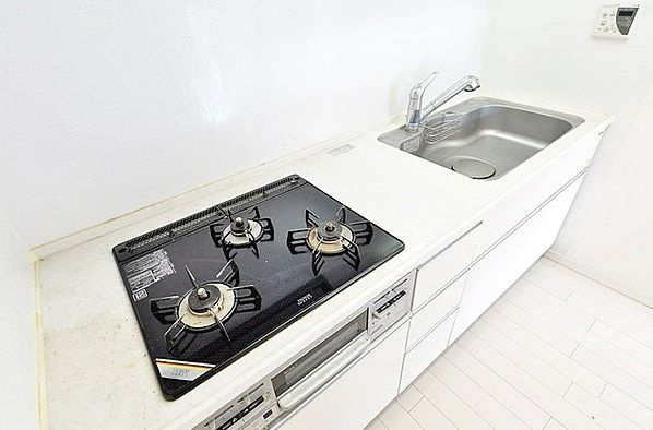 EXZA両国LIENのキッチン