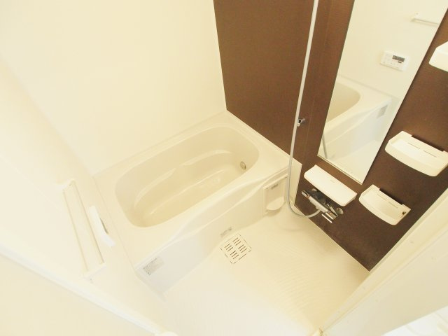 若葉Gの浴室