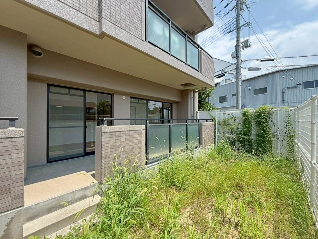 リッツ伊丹の庭
