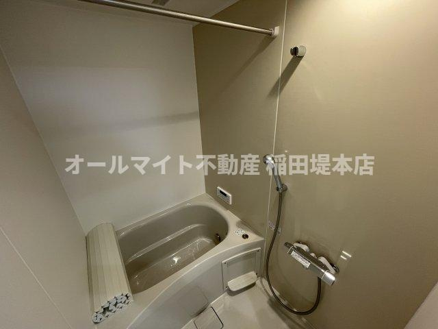 川崎市多摩区中野島５丁目のアパートの浴室