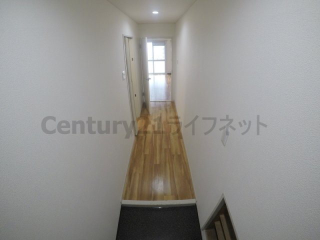 【玄関】 | サンフラッツ新大阪本館