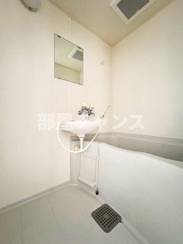 シャンポール大須の浴室