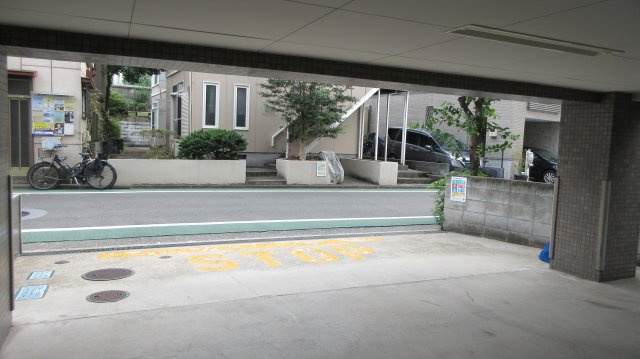 0962の駐車場