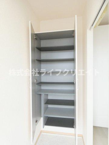 メゾンくろかわの玄関|※別号室のイメージ写真です。