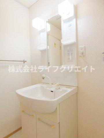 メゾンくろかわの洗面所