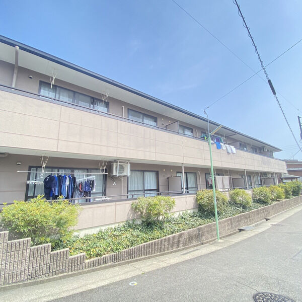 Stella梅森坂の外観