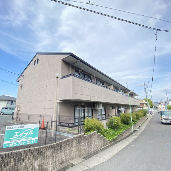 Stella梅森坂の外観