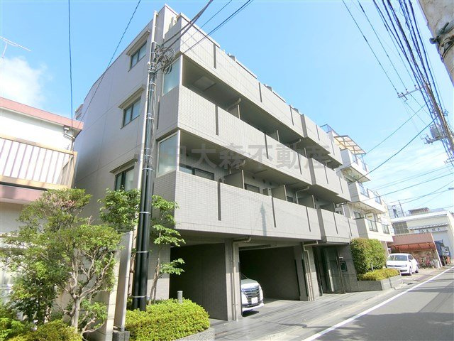 ルーブル大森七番館の外観