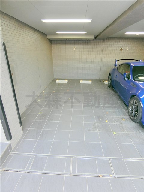 ルーブル大森七番館の駐車場|敷地内平置き駐車場　空き状況等詳細はお問合せください。