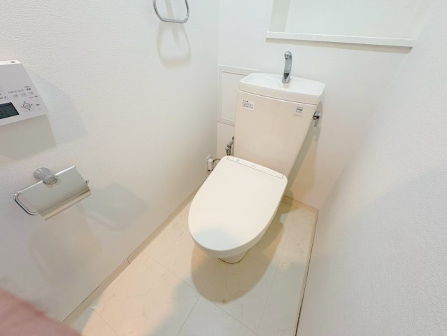 リーベストガーデン宝塚のトイレ|シンプルで使いやすいトイレです