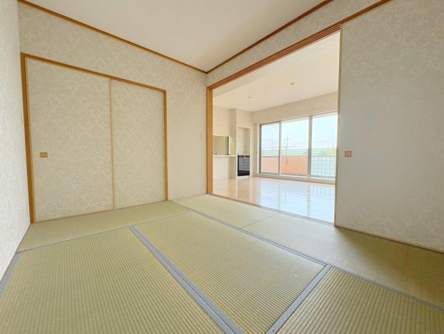 リーベストガーデン宝塚の和室|フローリングだけでなく、和室もあります