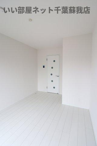 パセオグランデ誉田の洋室|きれいな洋室です