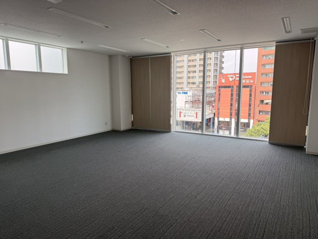 【内装】 | 浜田町事務所M